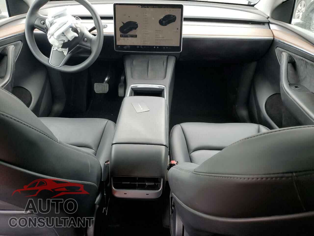 TESLA MODEL Y 2023 - 7SAYGDEE0PF829417
