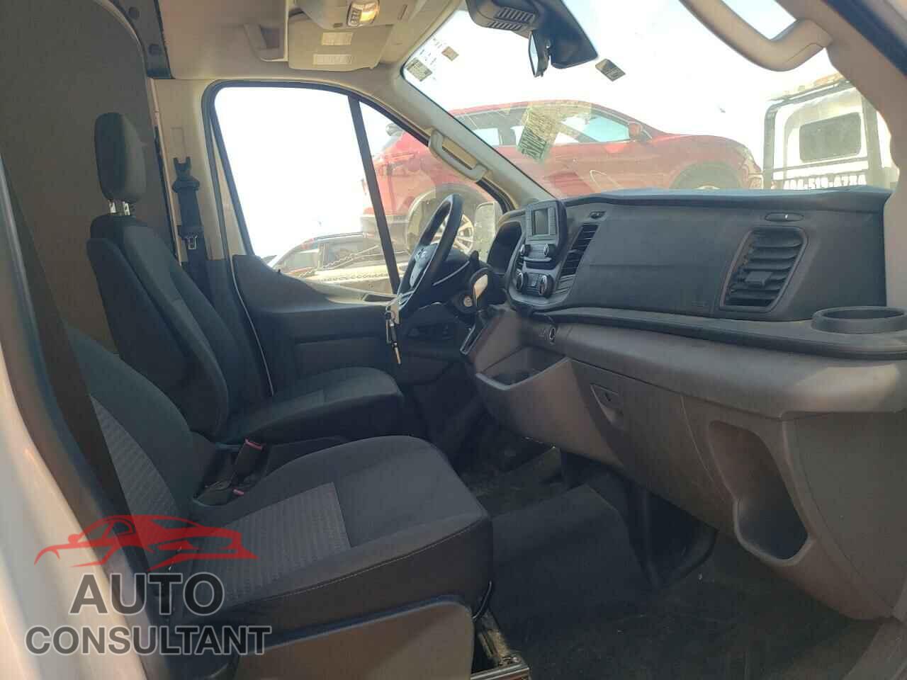 FORD TRANSIT CO 2020 - 1FTBR2C88LKA34725