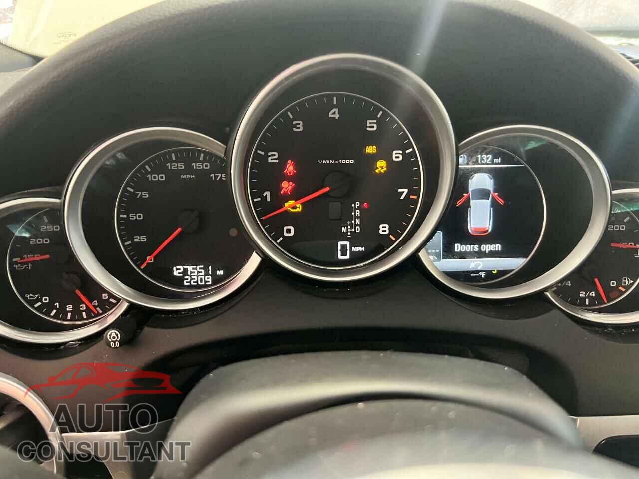 PORSCHE CAYENNE 2018 - WP1AA2A27JKA05794