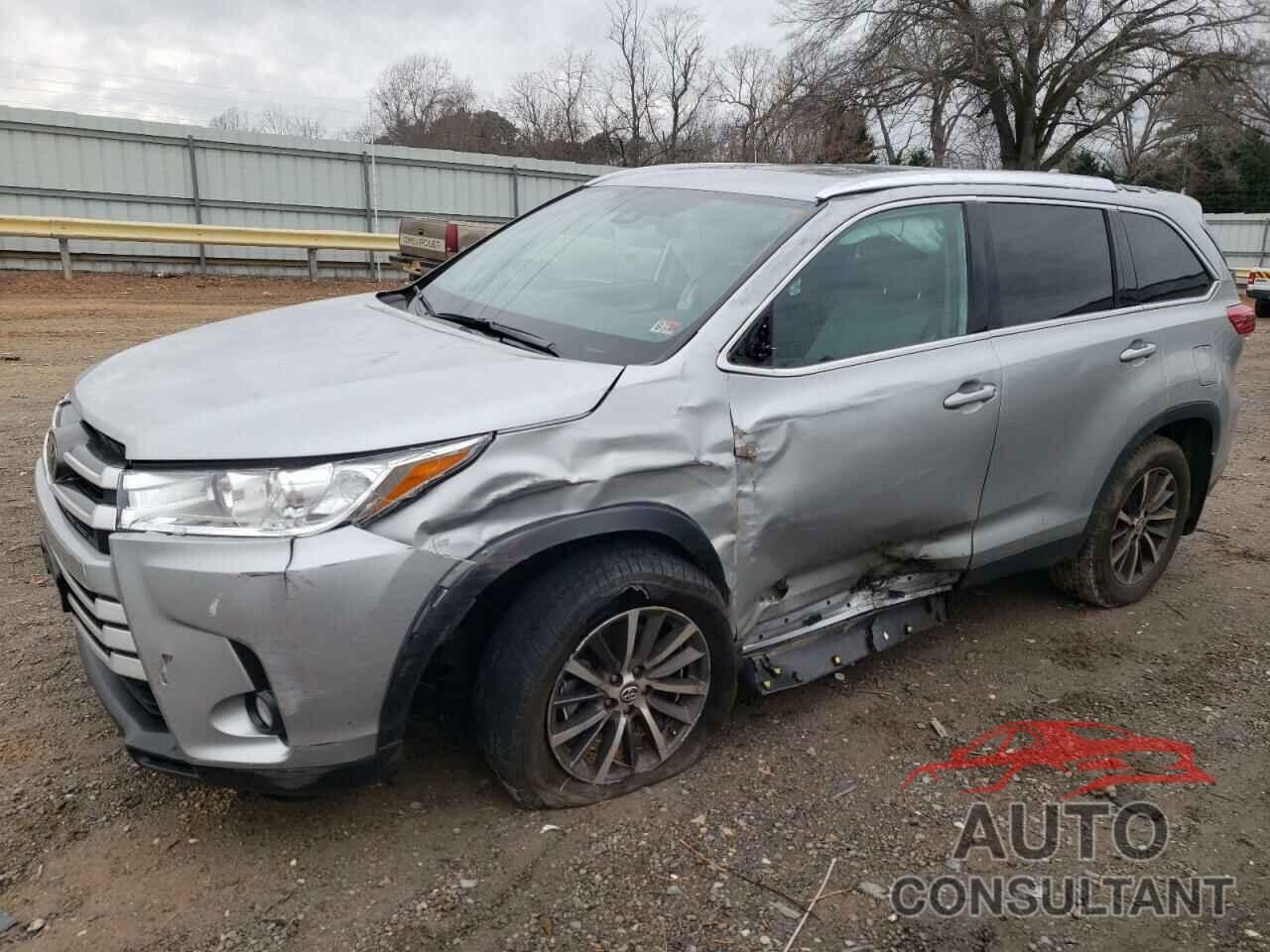 TOYOTA HIGHLANDER 2019 - 5TDJZRFH6KS613462