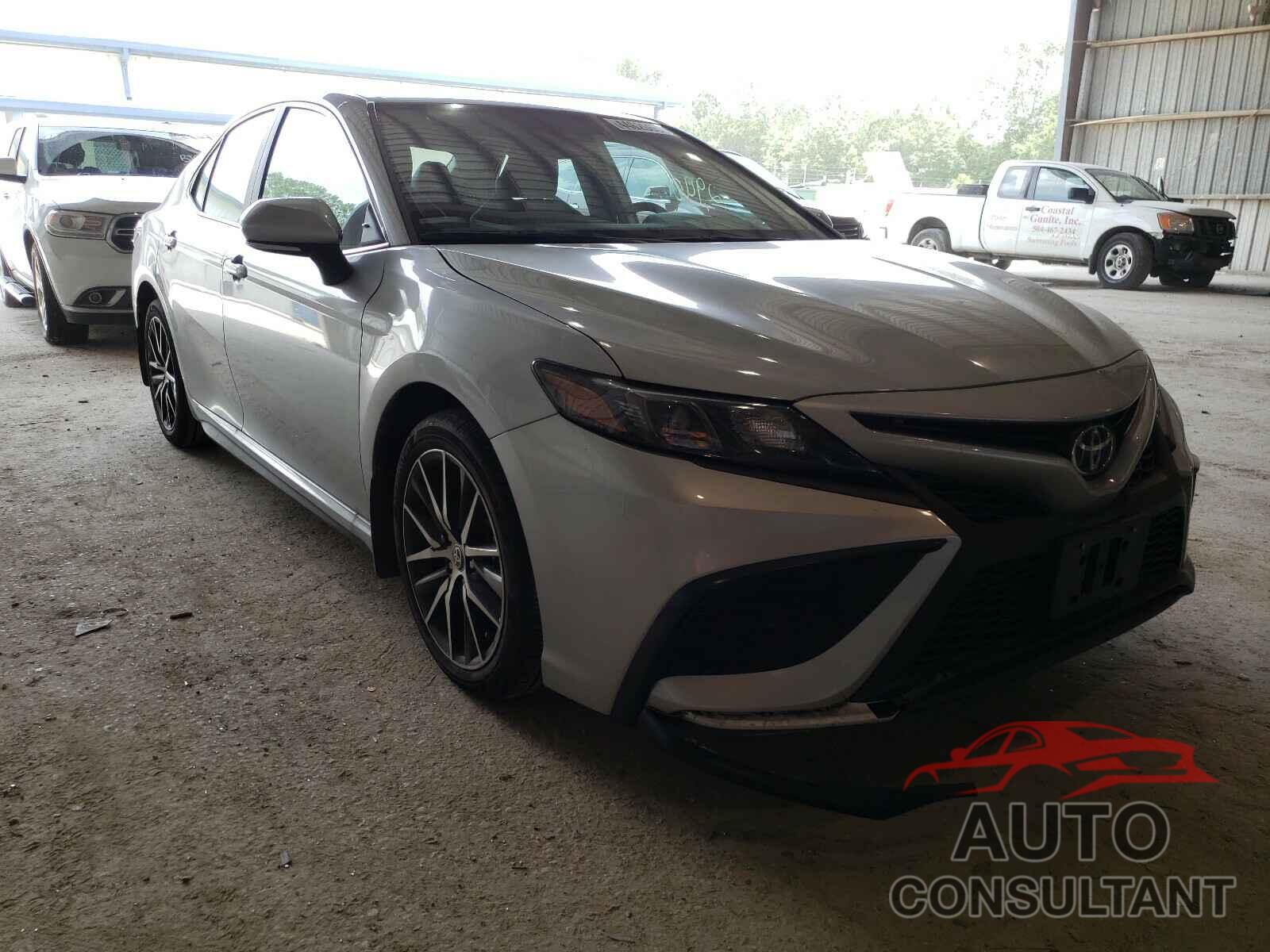 TOYOTA CAMRY 2021 - 4T1T11AK0MU513307