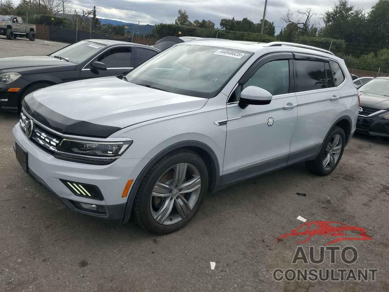 VOLKSWAGEN TIGUAN 2018 - 3VV5B7AX6JM002484