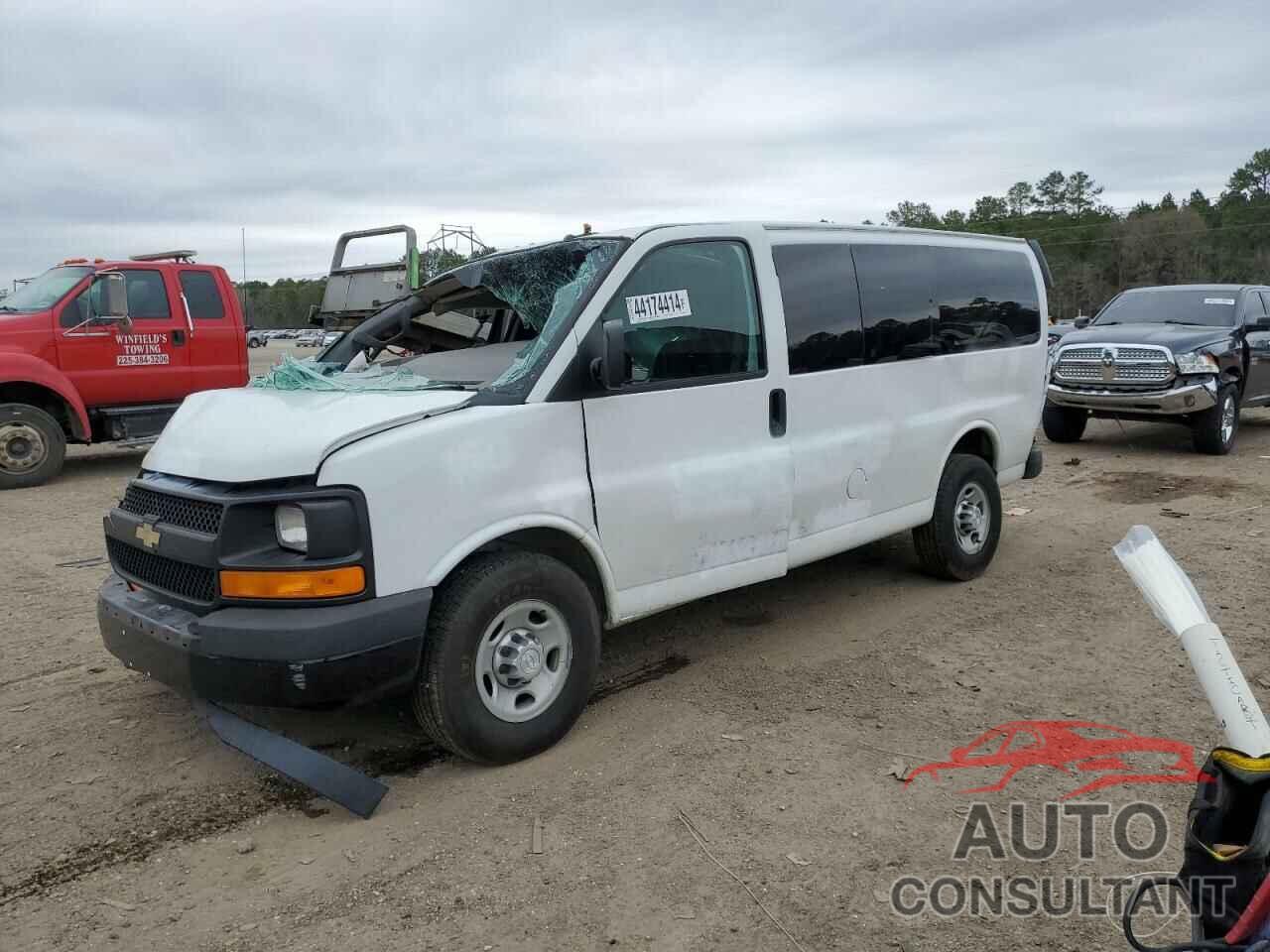 CHEVROLET EXPRESS 2017 - 1GAWGEFF5H1344727