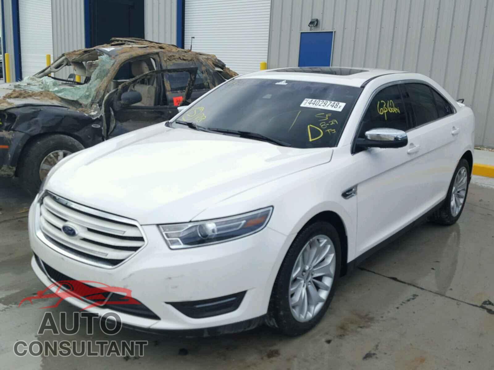 FORD TAURUS 2017 - 1FAHP2J89HG142936