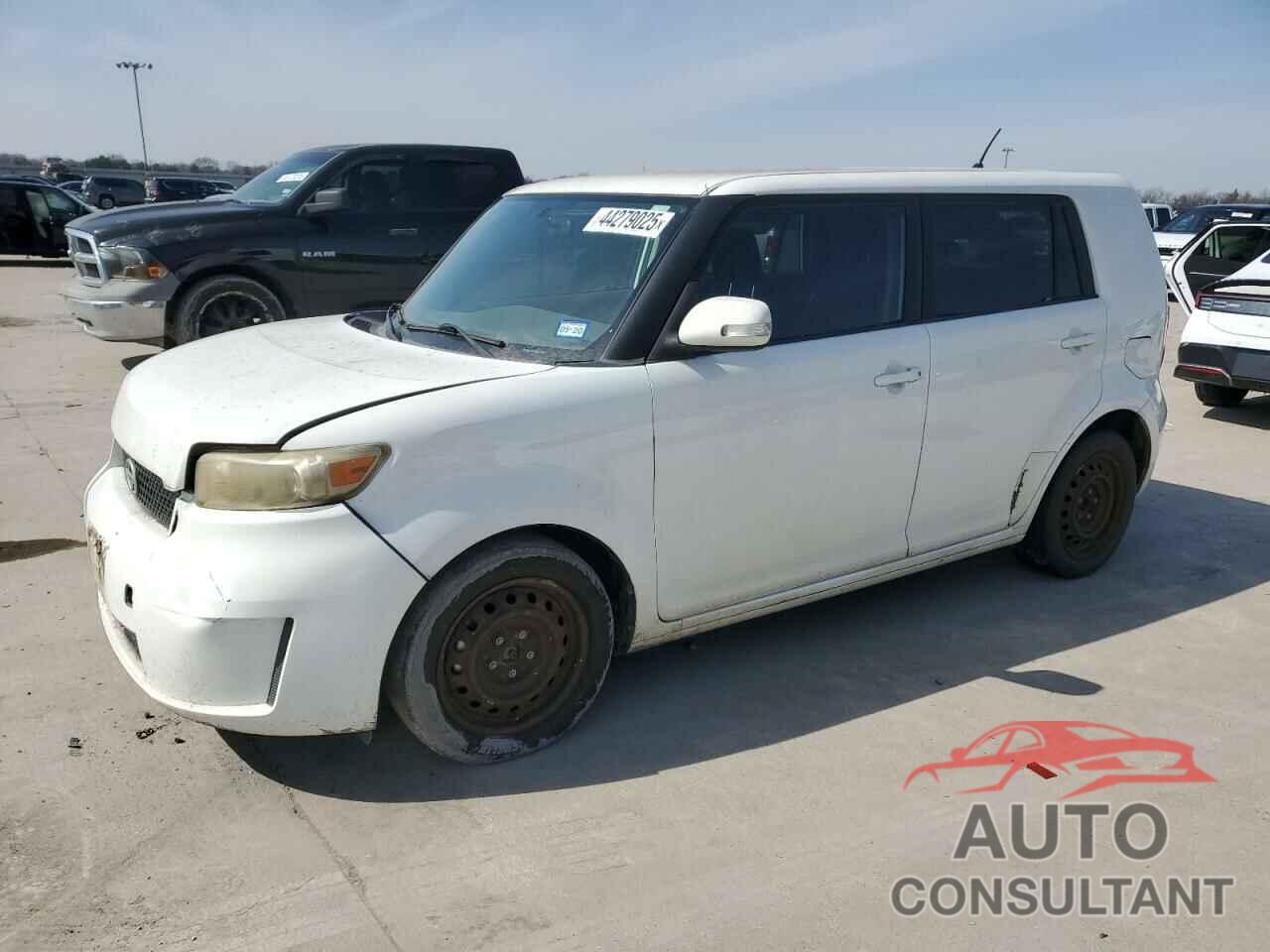 TOYOTA SCION 2010 - JTLZE4FE9A1105753