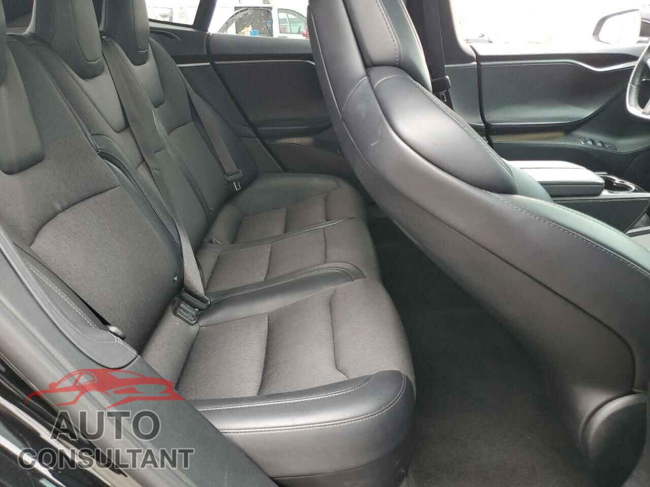 TESLA MODEL S 2018 - 5YJSA1E23JF280716