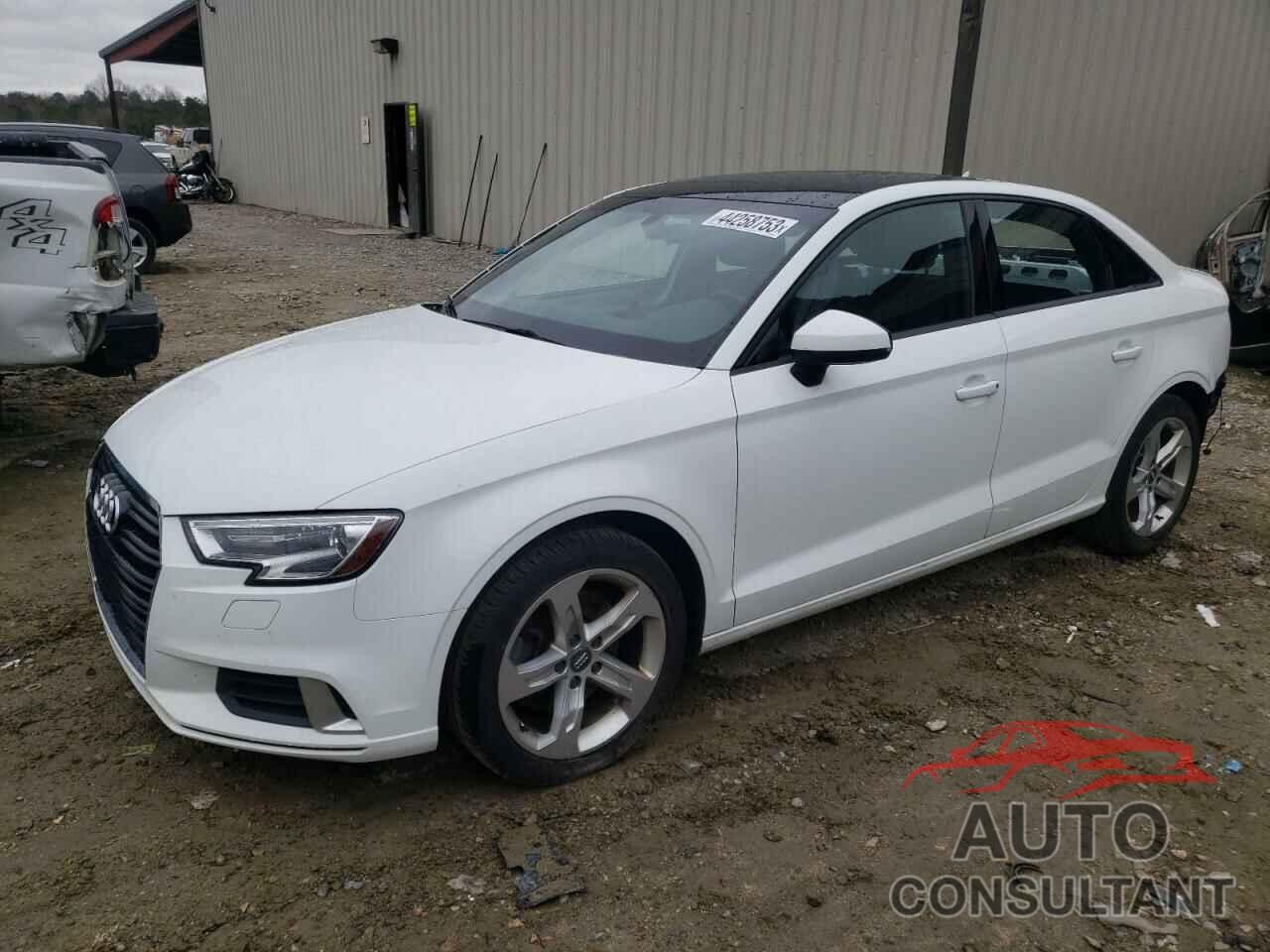 AUDI A3 2017 - WAUAUGFFXH1061906