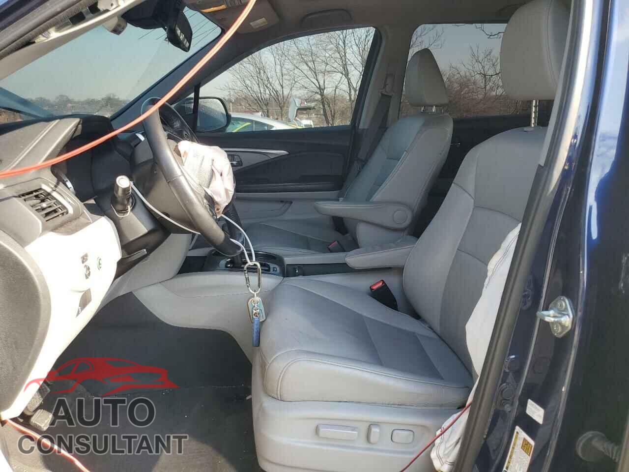 HONDA PILOT 2017 - 5FNYF6H64HB050846