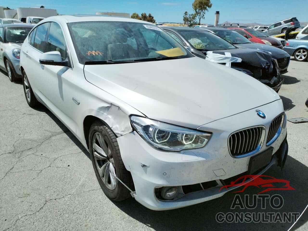 BMW 5 SERIES 2017 - WBA5M2C56HG499254