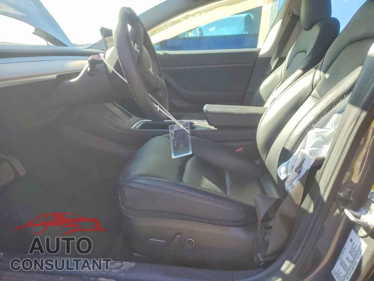 TESLA MODEL 3 2021 - 5YJ3E1EA9MF915376