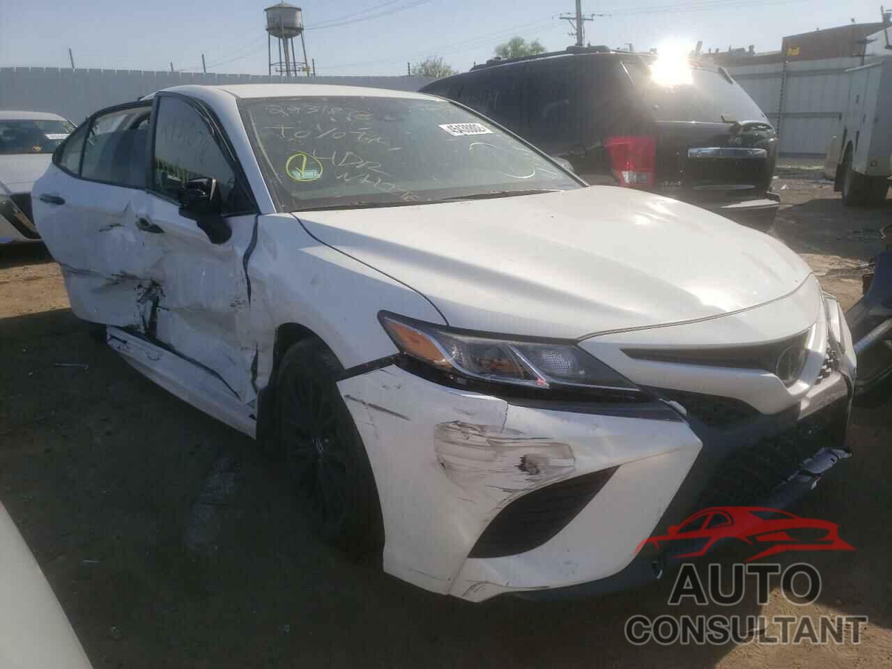 TOYOTA CAMRY 2020 - 4T1G11AK6LU355295