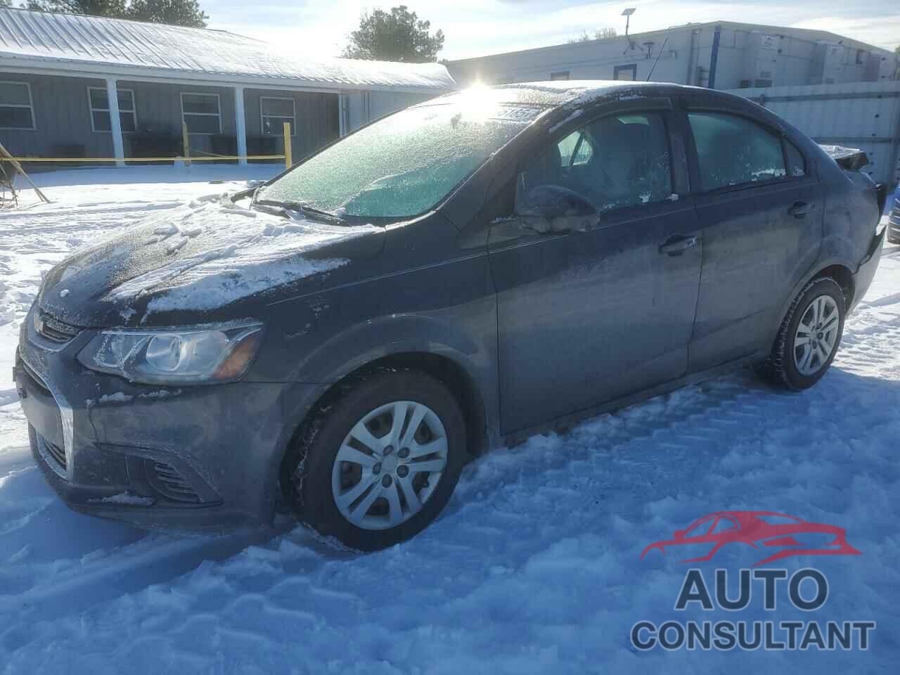 CHEVROLET SONIC 2018 - 1G1JB5SH5J4130339