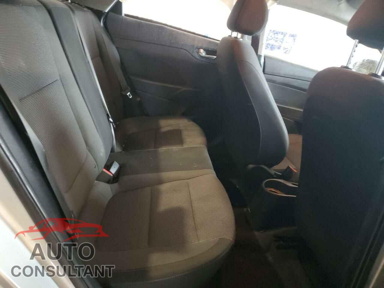 HYUNDAI ACCENT 2020 - 3KPC24A66LE115117