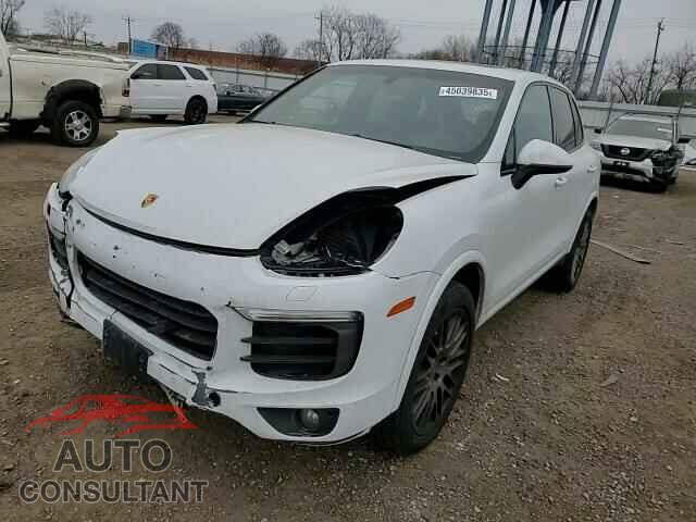 PORSCHE CAYENNE 2017 - WP1AA2A25HKA80925