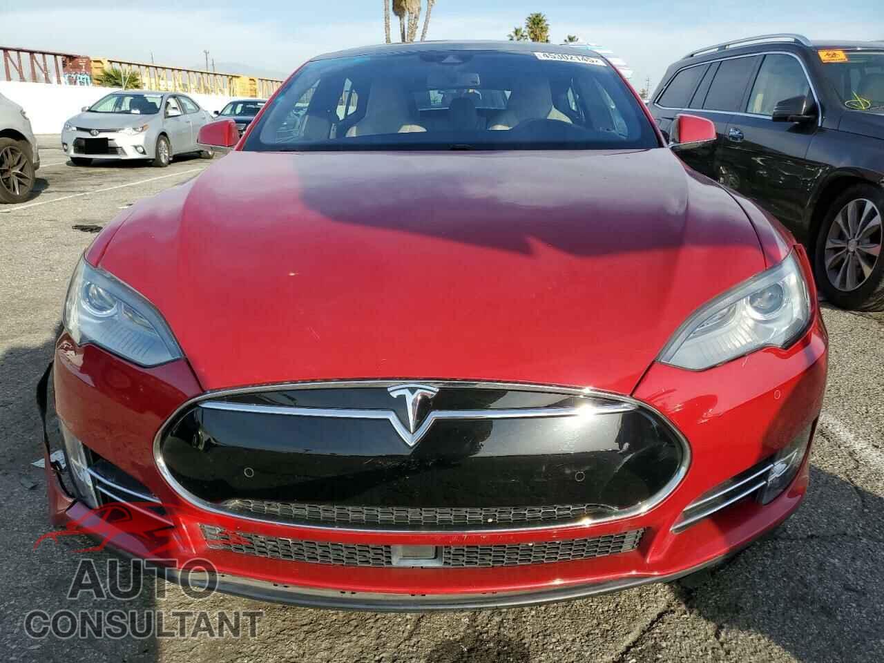 TESLA MODEL S 2015 - 5YJSA1H13FF096452