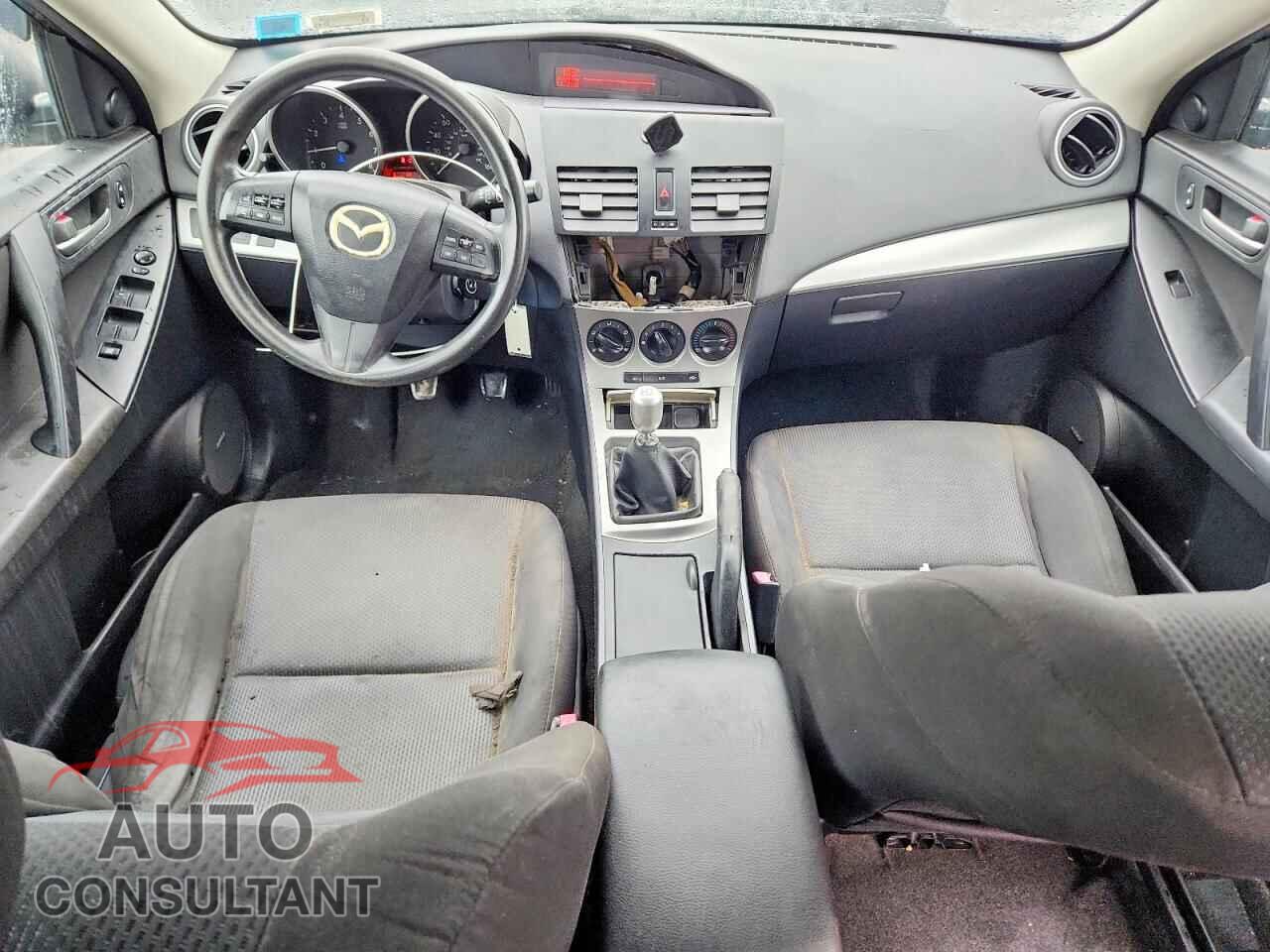 MAZDA 3 2011 - JM1BL1VG4B1428324