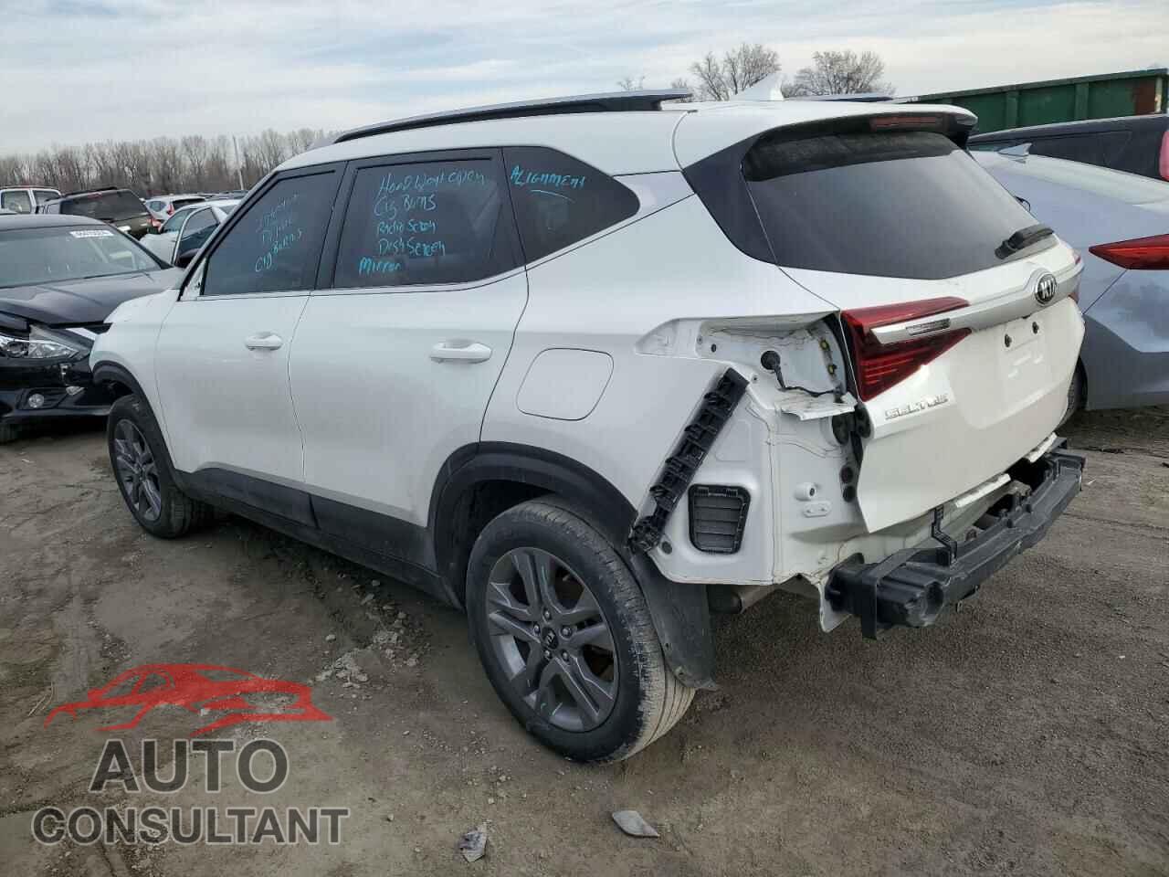 KIA SELTOS 2021 - KNDEU2AA7M7065230