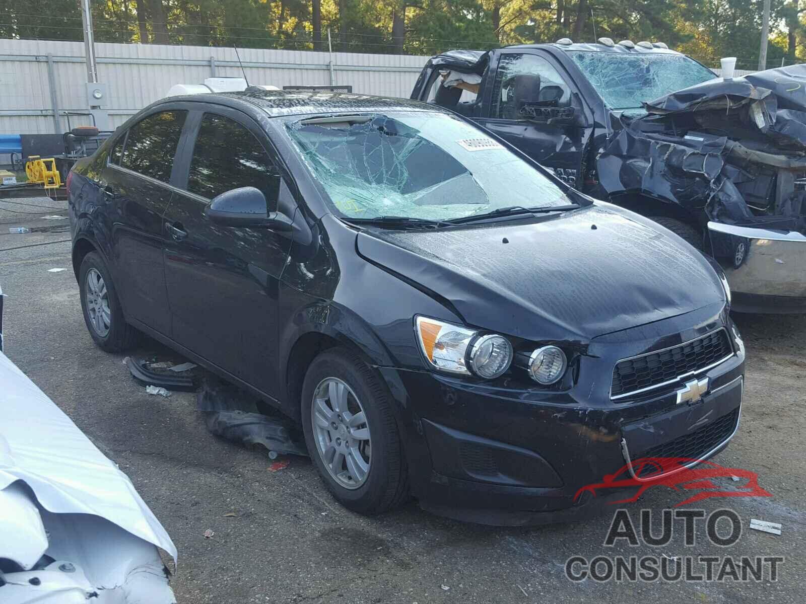 CHEVROLET SONIC 2015 - 1G1JC5SH4F4154748