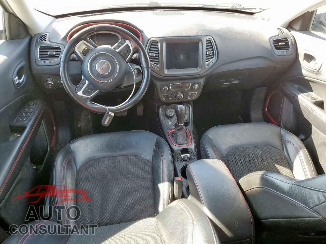 JEEP COMPASS 2020 - 3C4NJDDB7LT118561