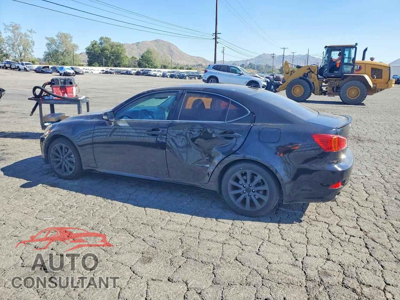 LEXUS IS 2009 - JTHBK262395103211
