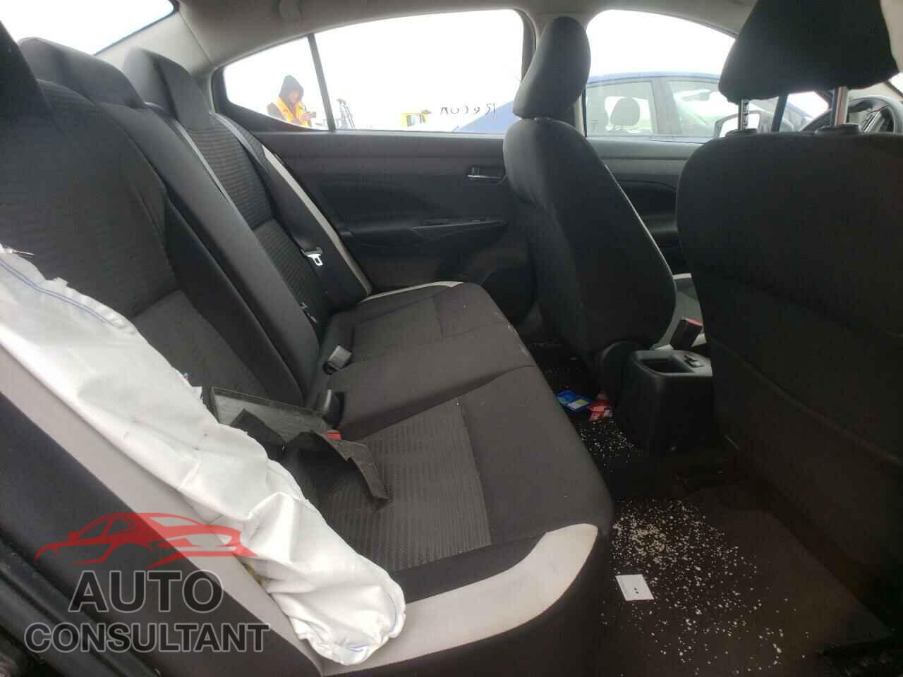 NISSAN VERSA 2021 - 3N1CN8EVXML839232