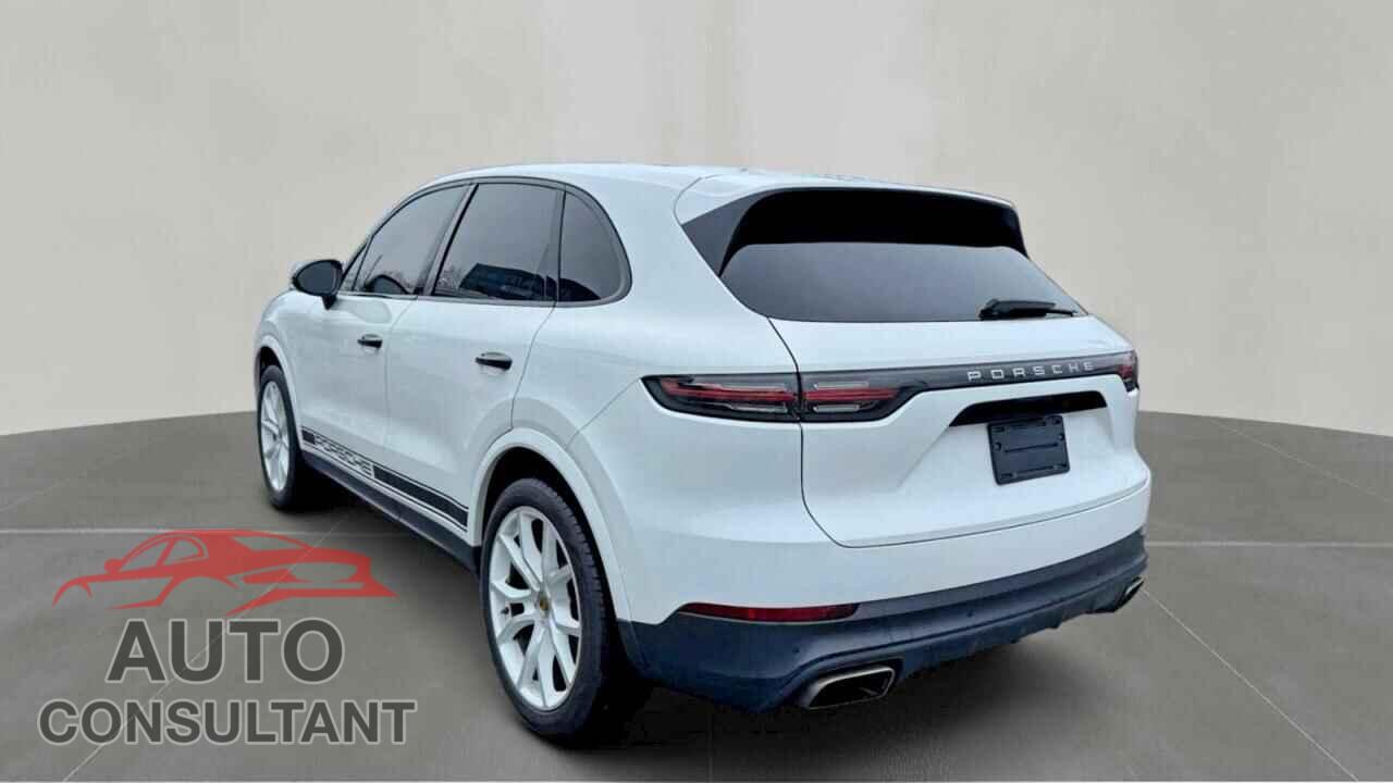 PORSCHE CAYENNE 2019 - WP1AA2AY6KDA03660