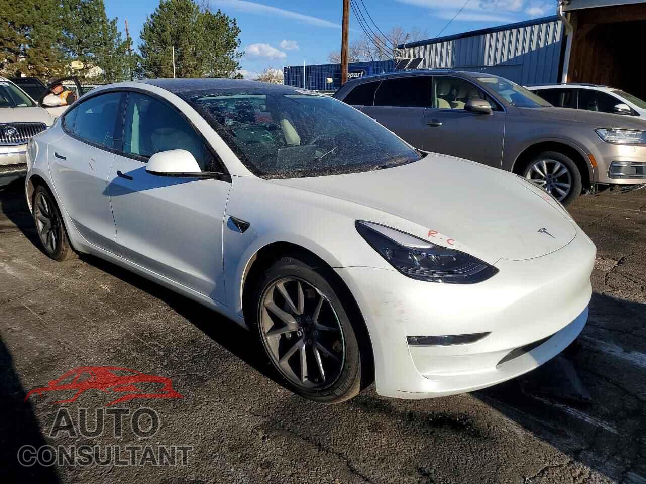 TESLA MODEL 3 2021 - 5YJ3E1EB4MF902768