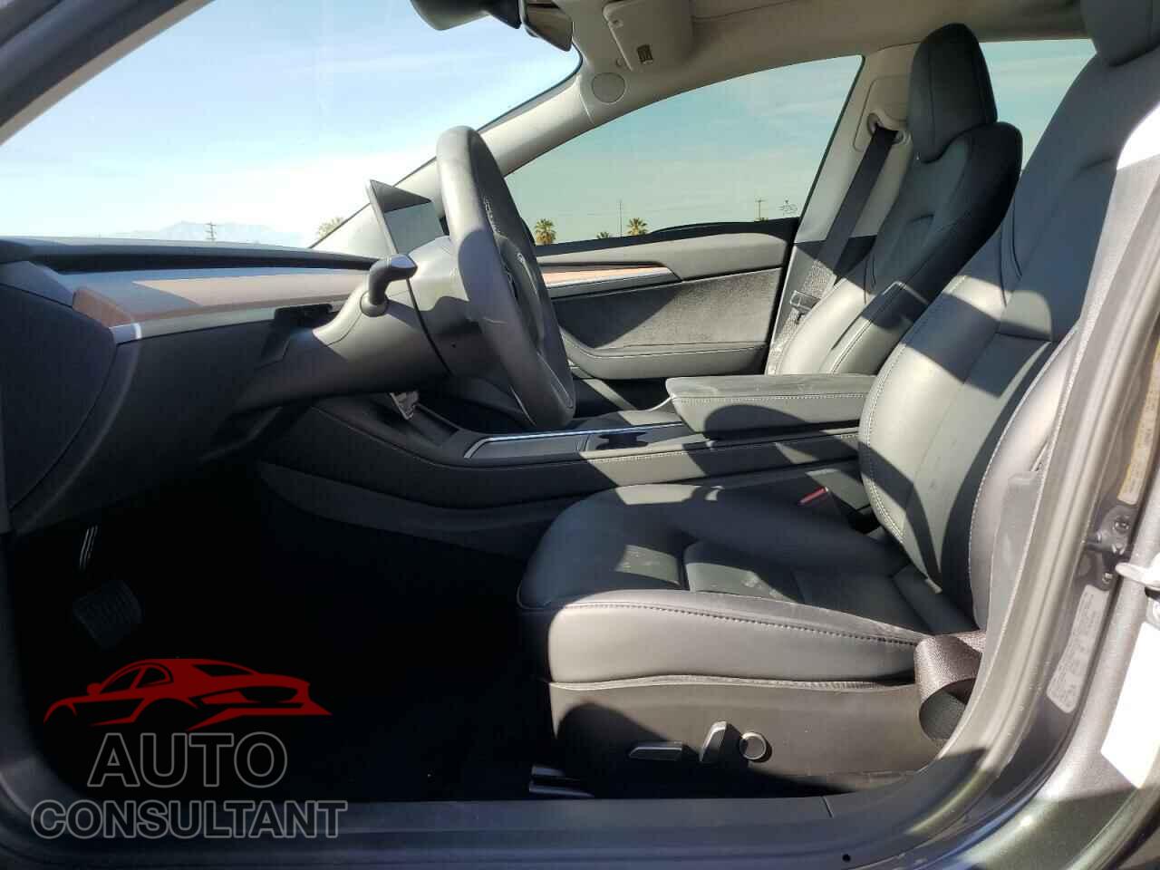 TESLA MODEL 3 2023 - 5YJ3E1EA6PF675675