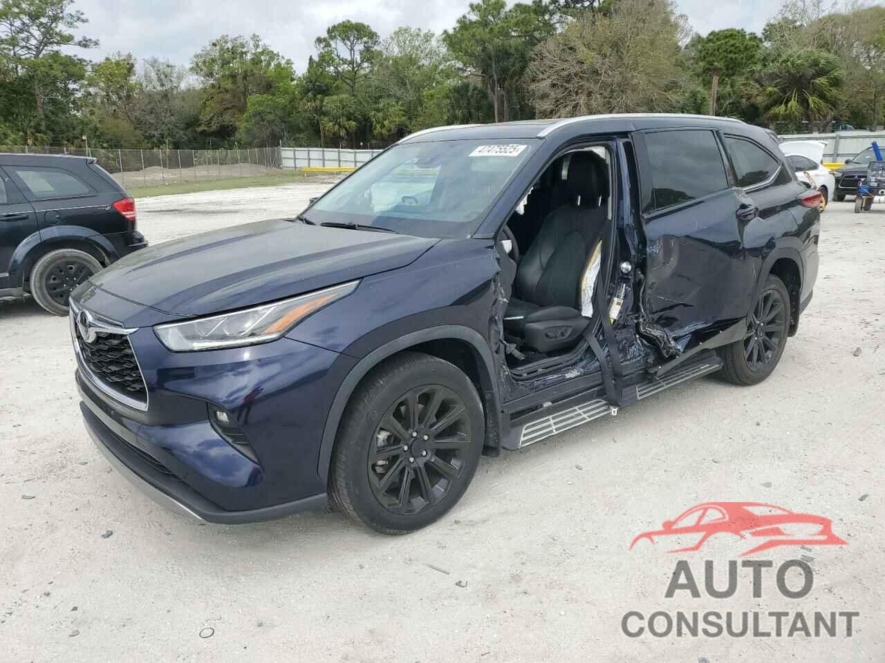 TOYOTA HIGHLANDER 2022 - 5TDFZRBH9NS185368