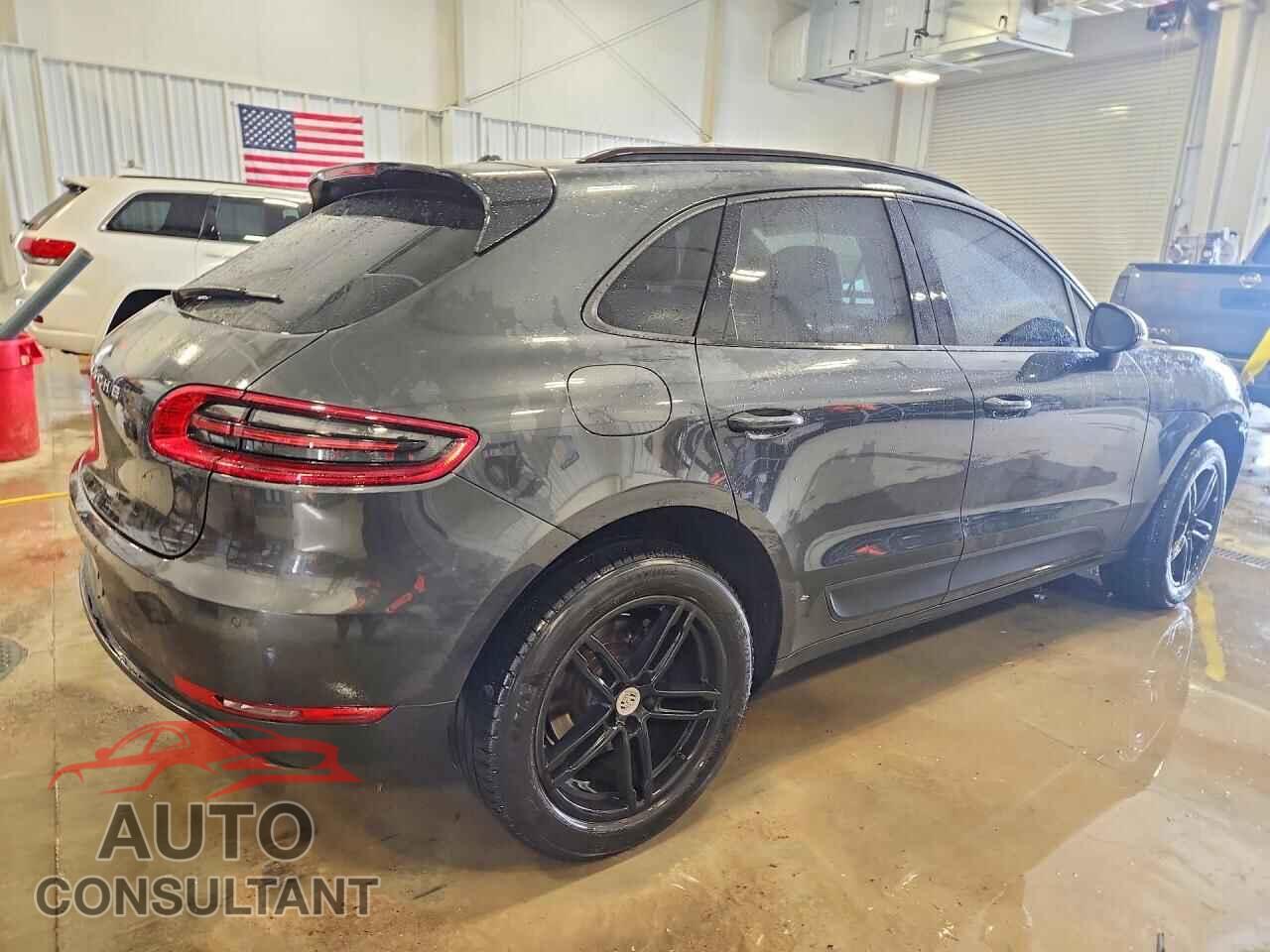 PORSCHE MACAN 2017 - WP1AA2A58HLB03134