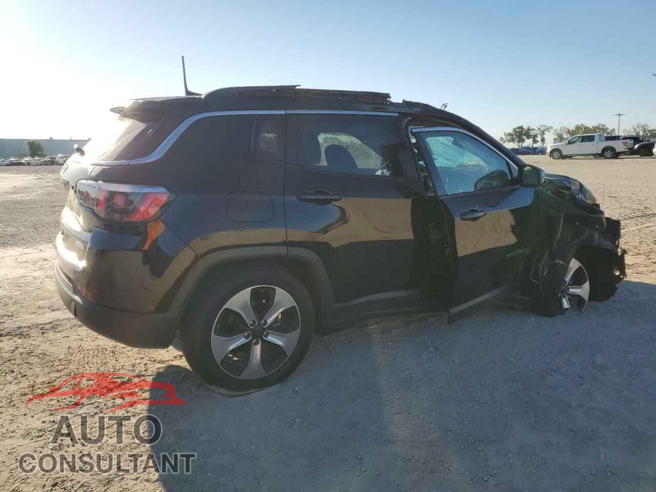 JEEP COMPASS 2018 - 3C4NJDBB3JT179907