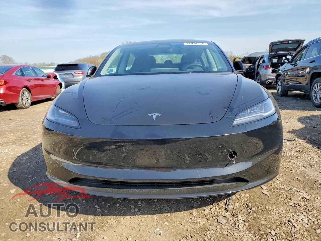 TESLA MODEL 3 2025 - 5YJ3E1EA4SF069297