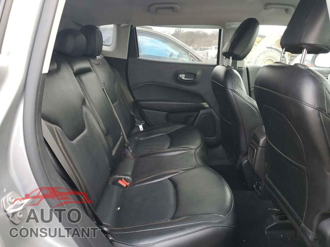 JEEP COMPASS 2020 - 3C4NJDCB1LT221220