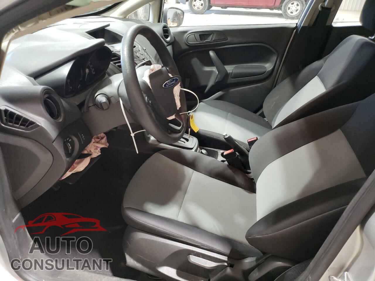 FORD FIESTA 2019 - 3FADP4AJ2KM129097