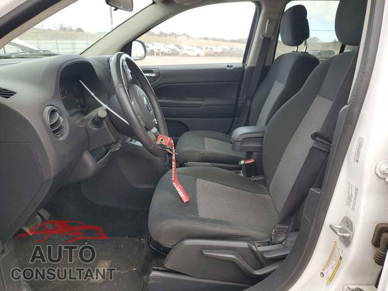 JEEP COMPASS 2013 - 1C4NJCEA9DD158955