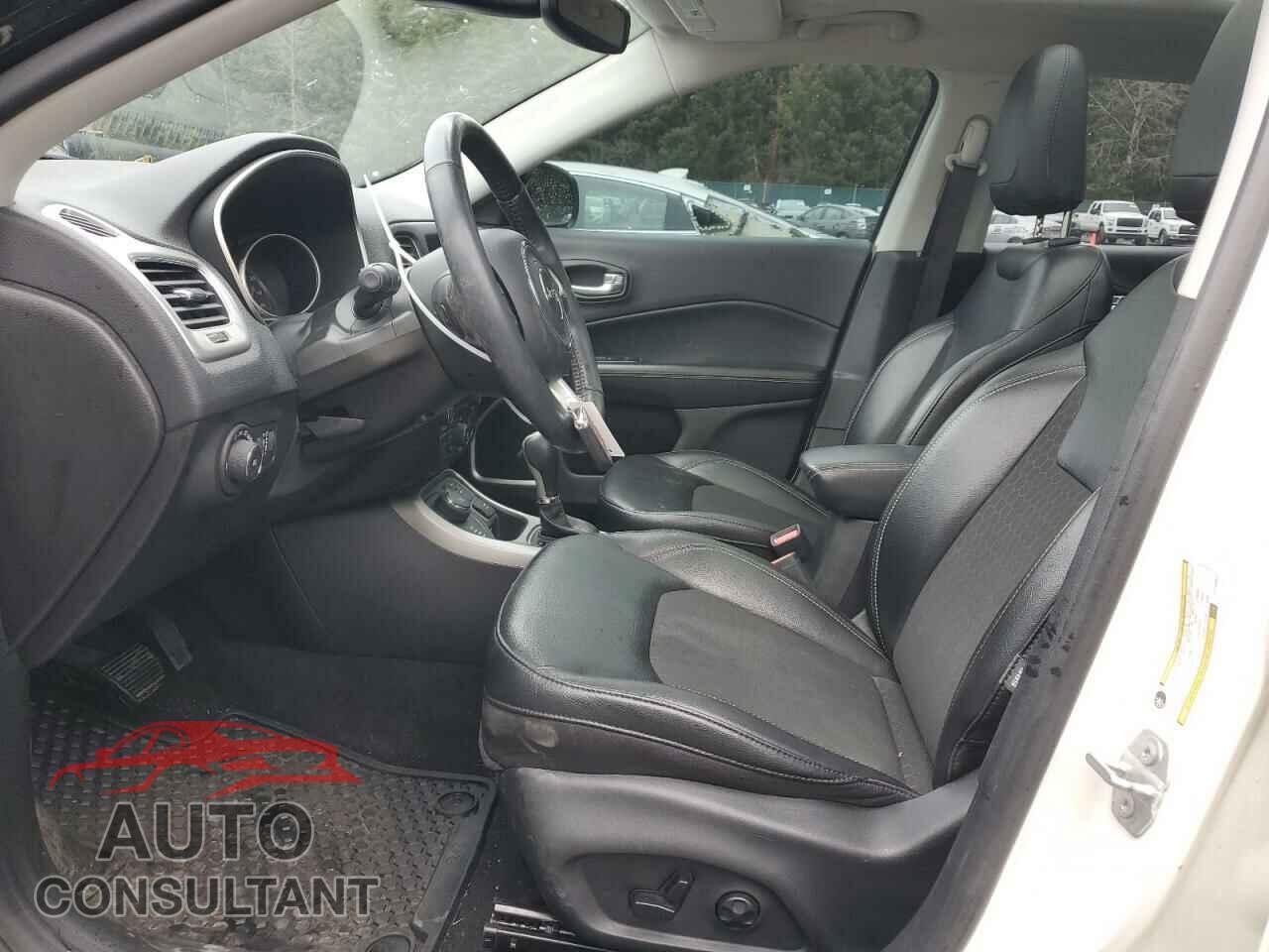 JEEP COMPASS 2020 - 3C4NJDBB9LT115907