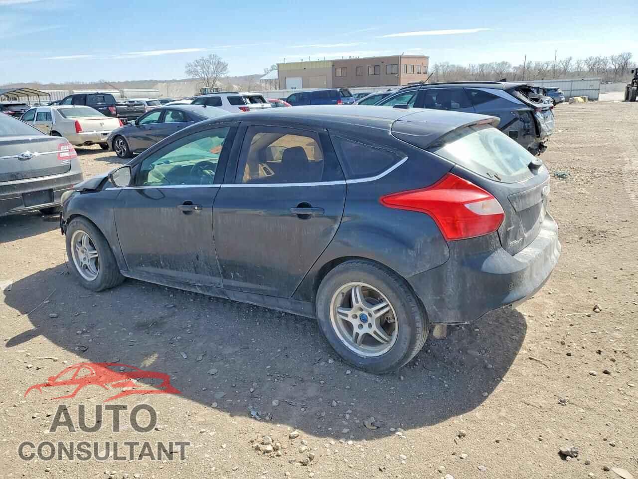 FORD FOCUS 2012 - 1FAHP3N28CL104948