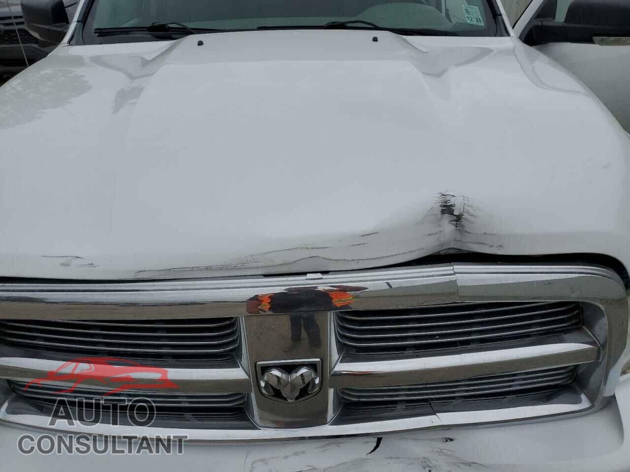 DODGE RAM 1500 2012 - 1C6RD6LT5CS282110