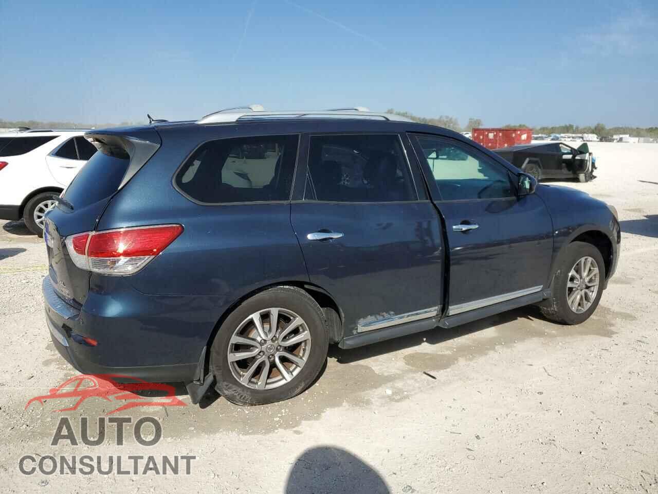 NISSAN PATHFINDER 2015 - 5N1AR2MN7FC685869