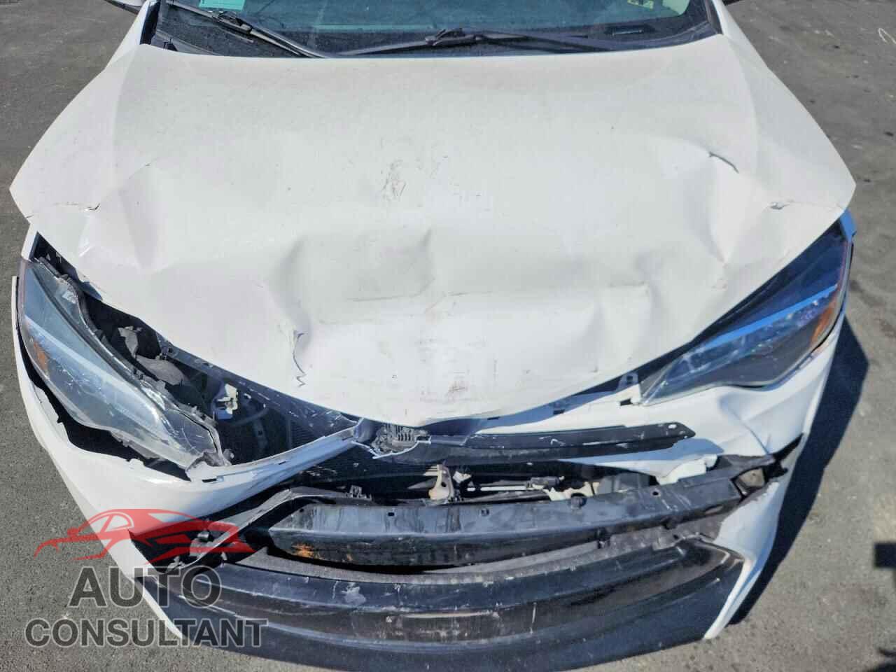 TOYOTA COROLLA 2017 - 5YFBURHEXHP727357