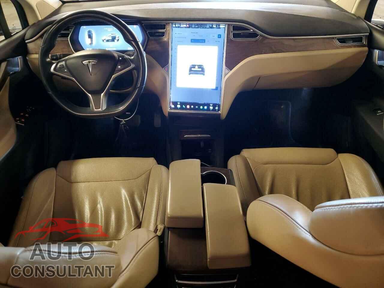 TESLA MODEL X 2016 - 5YJXCBE29GF027902
