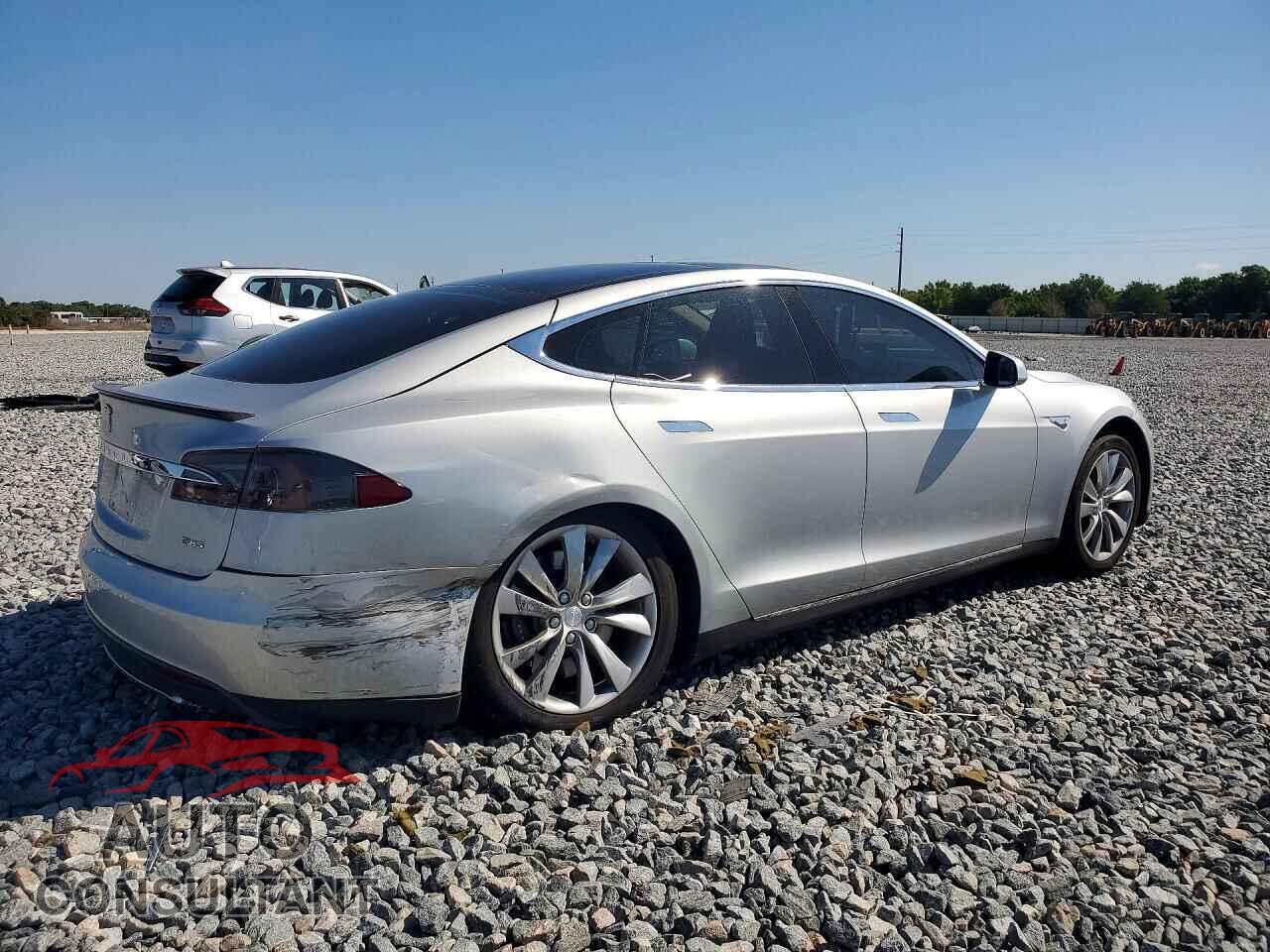 TESLA MODEL S 2013 - 5YJSA1DP7DFP13116