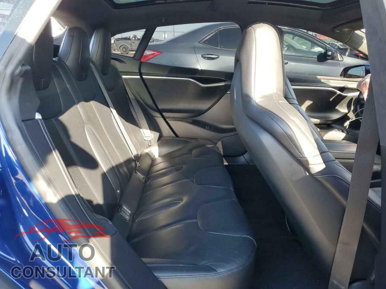 TESLA MODEL S 2016 - 5YJSA1E28GF129279