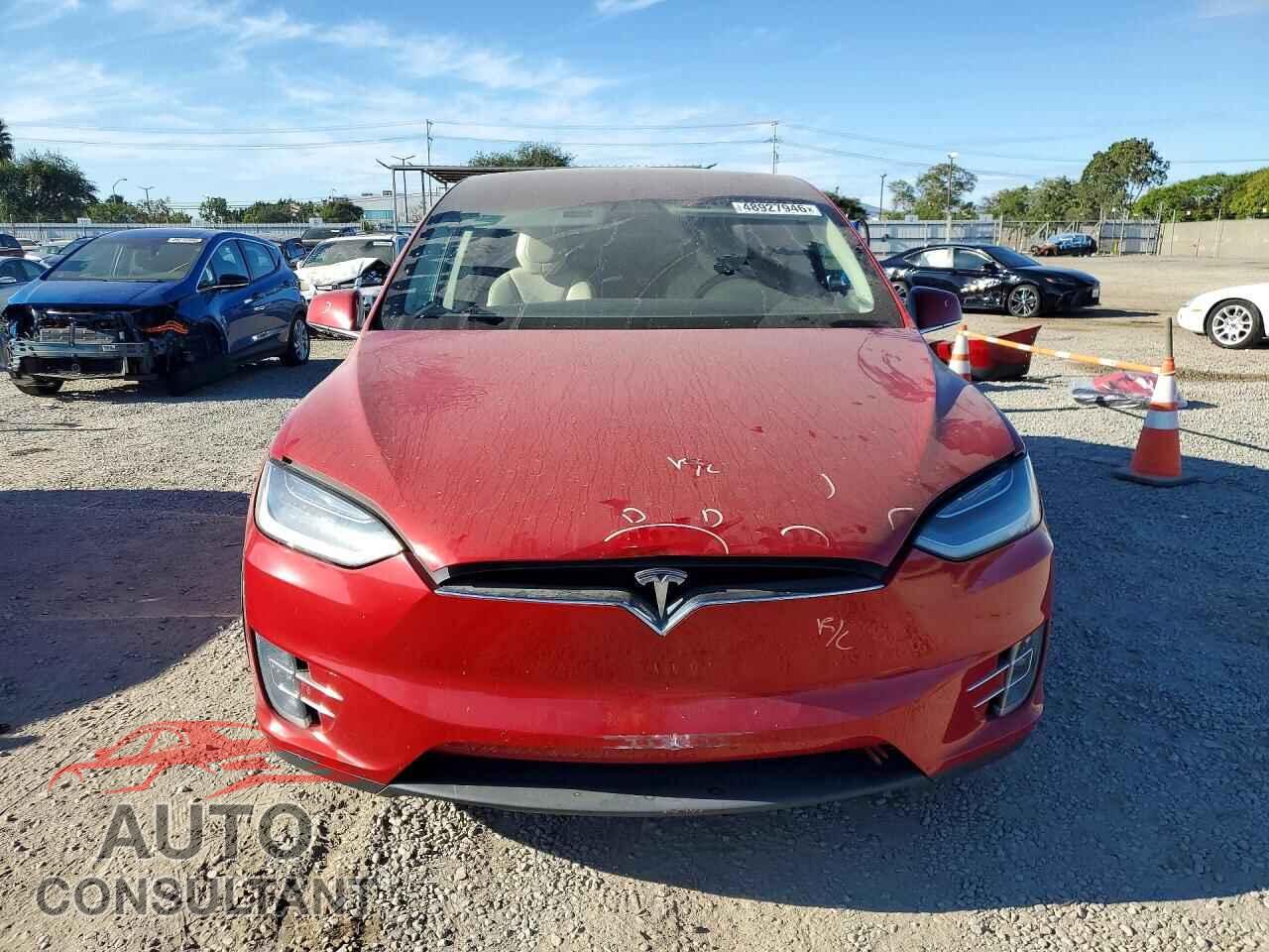 TESLA MODEL X 2018 - 5YJXCBE25JF122139
