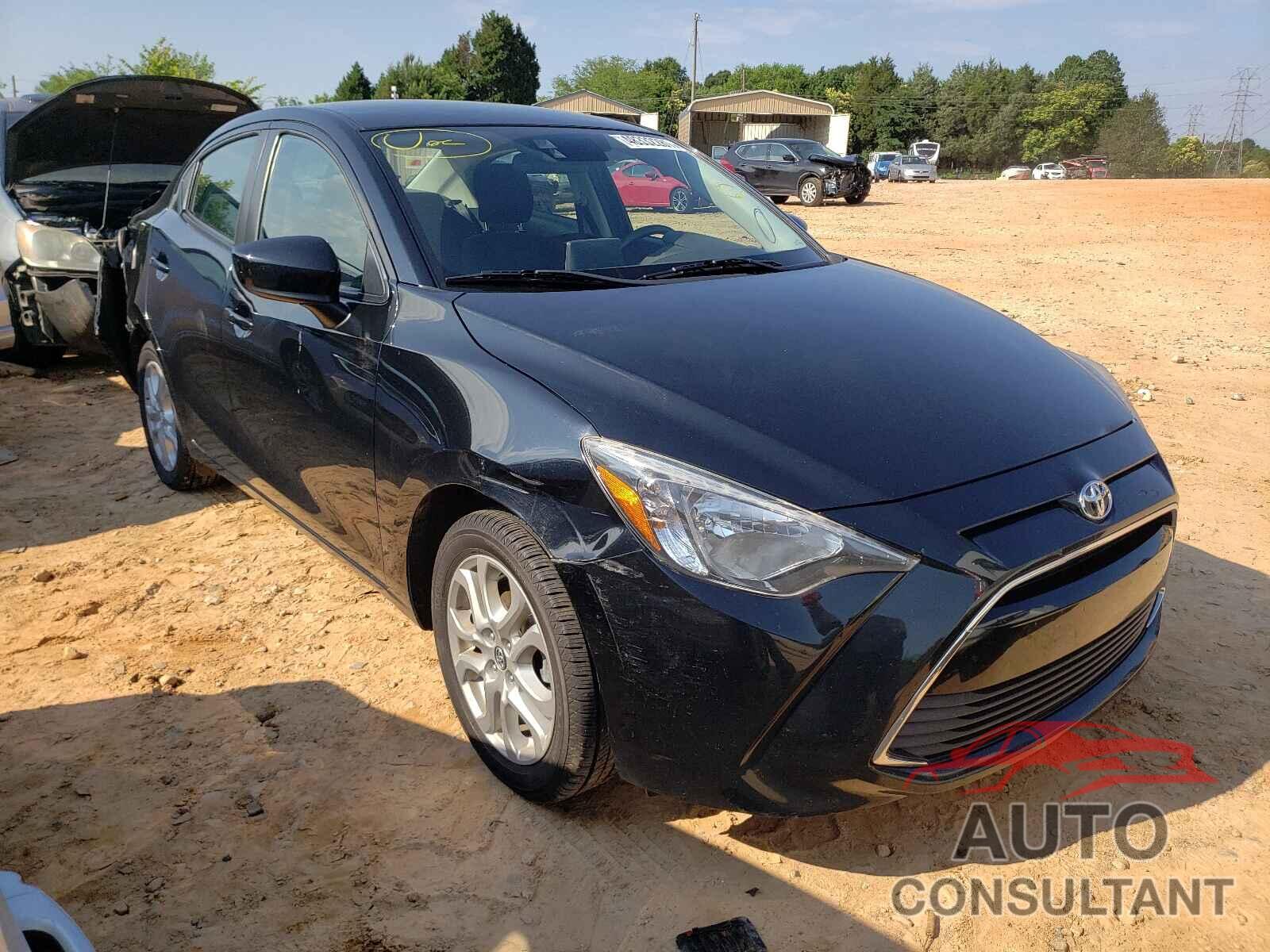 TOYOTA YARIS 2017 - 3MYDLBYV5HY147437
