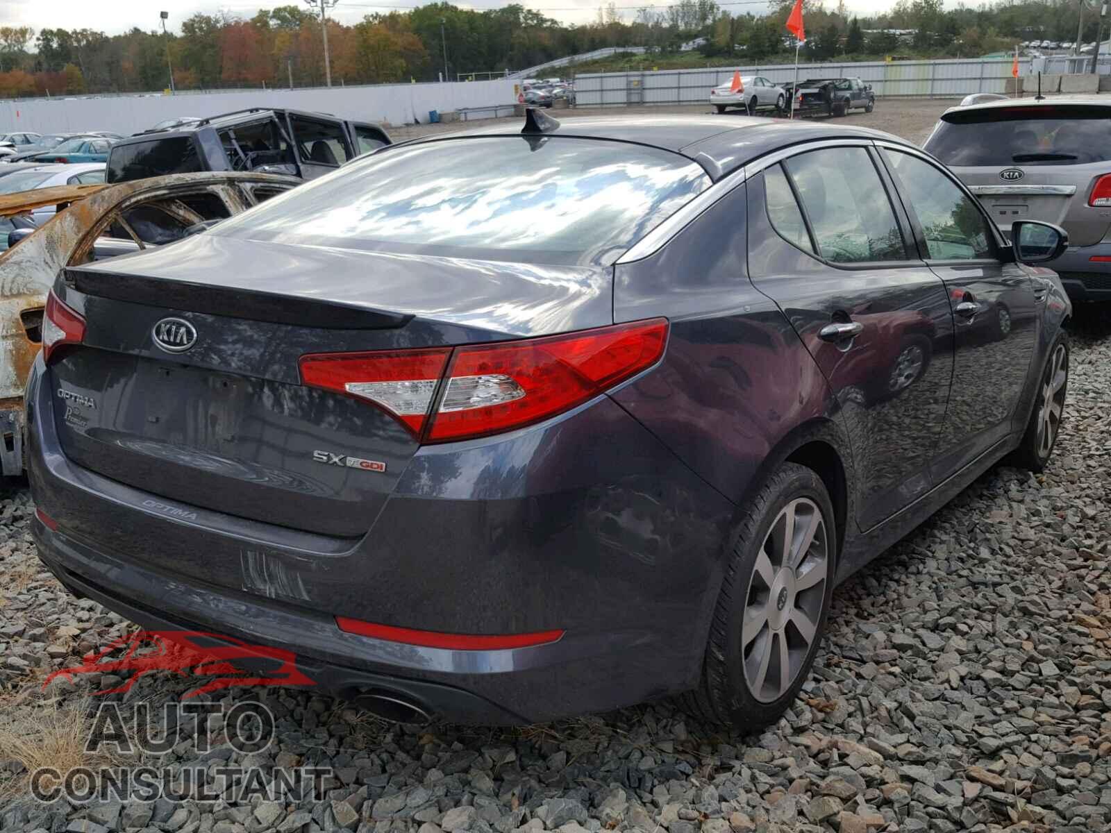 KIA OPTIMA 2011 - KNAGR4A63B5139041