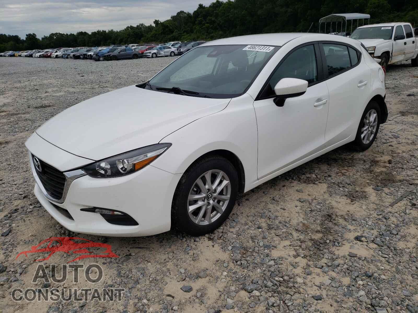 MAZDA 3 2018 - 3MZBN1K73JM192830