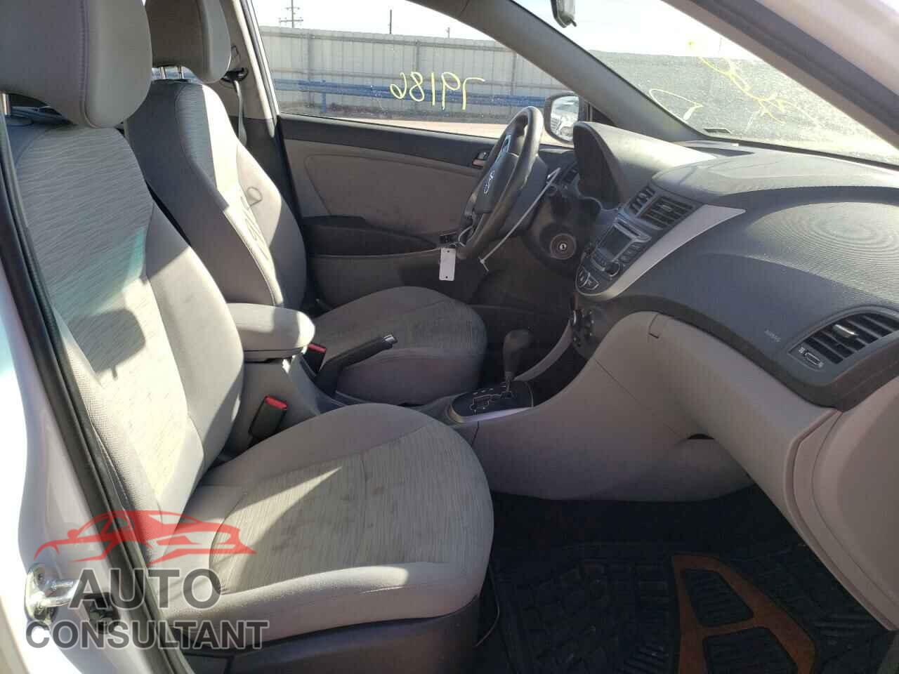 HYUNDAI ACCENT 2017 - KMHCT4AE3HU376035