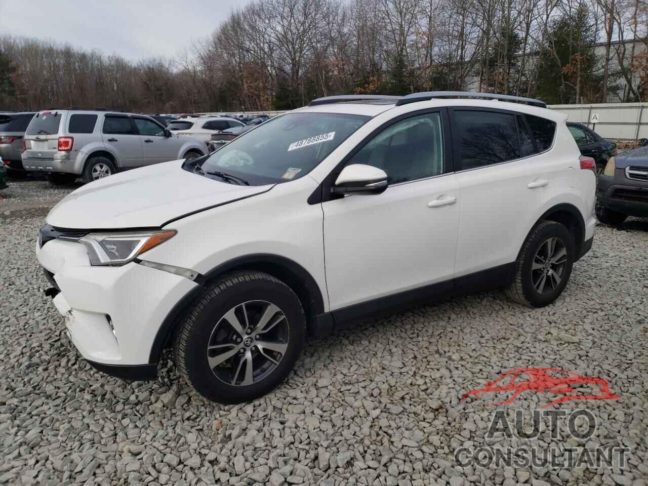 TOYOTA RAV4 2017 - JTMRFREV2HJ172714
