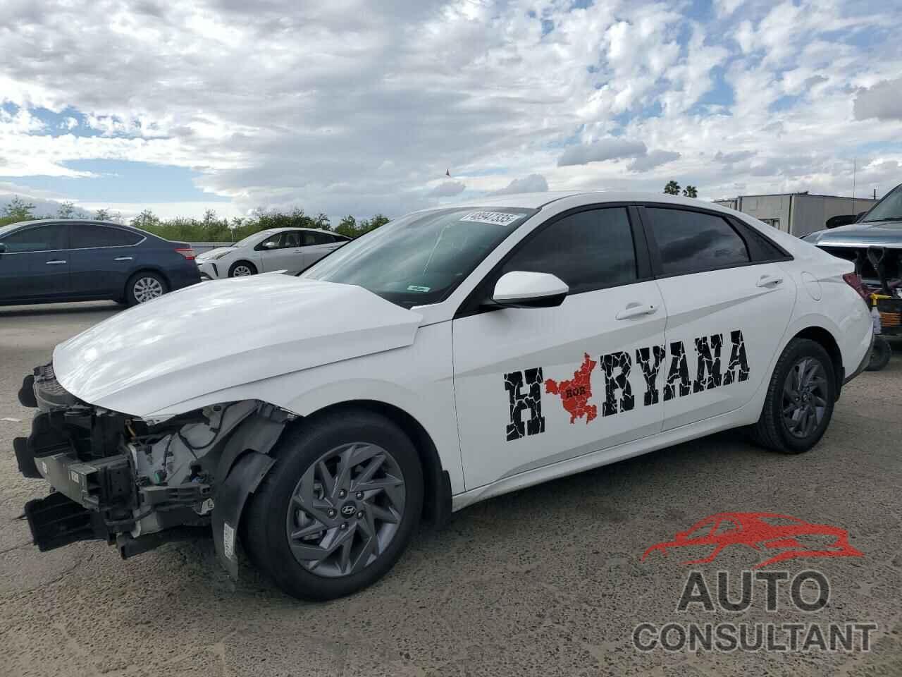 HYUNDAI ELANTRA 2024 - KMHLM4DG5RU755078